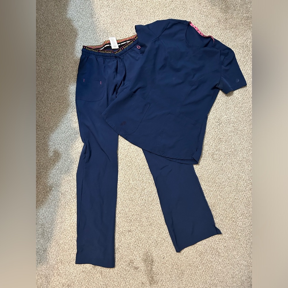Scrubs navy blue